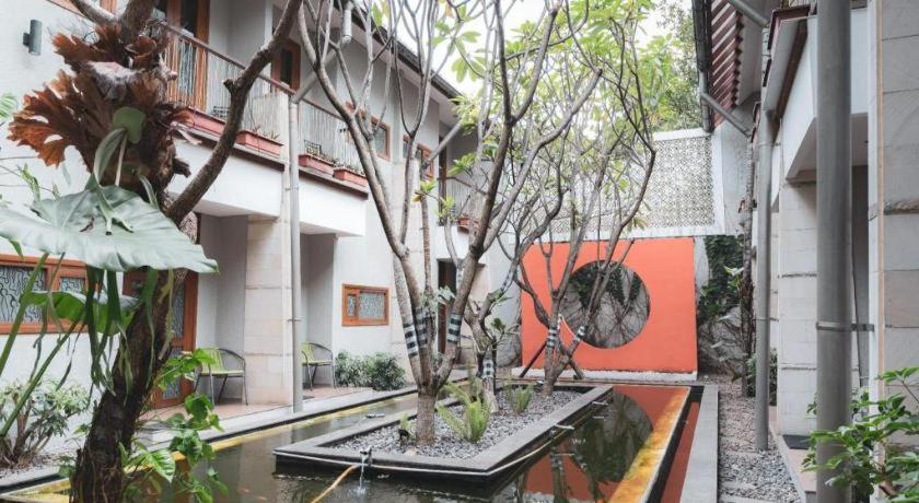 Hotel Tibera Taman Cibeunying Bandung Exterior photo