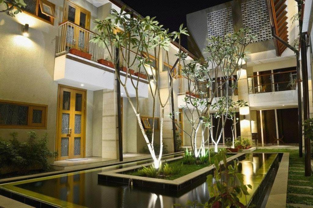 Hotel Tibera Taman Cibeunying Bandung Exterior photo